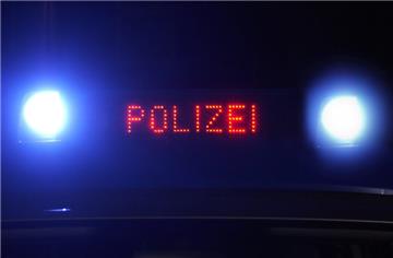 Die Polizei hat in Oldenburg die Leiche eines Mannes aus dem Wasser geborgen.