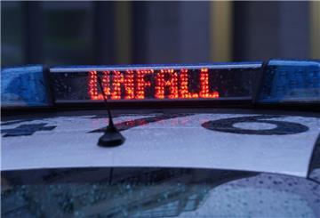 Die Polizei ist zu einem Unfall auf der A27 gerufen worden. 
