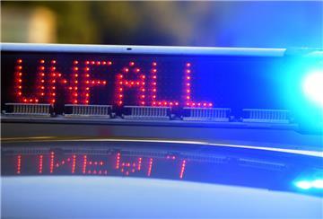Die Polizei wurde zu einem Verkehrsunfall auf der L135 gerufen. 
