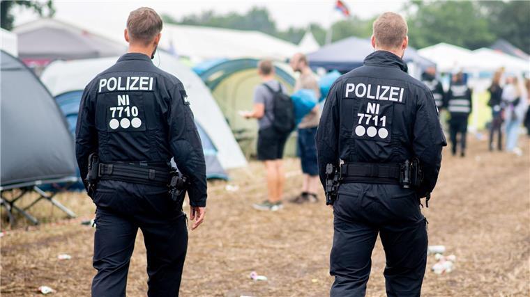 Deichbrandfestival: Unwetterwarnung und erste Polizeibilanz Die Polizei zieht eine erste Bilanz am letzten Tag des Deichbrandfestivals an der Nordseeküste. (Archivbild)
