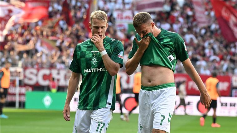 Nächste Tor-Gala: Bayern ungeschlagen aufs Oktoberfest Die Profis von Werder Bremen waren gegen Bayern München völlig chancenlos.