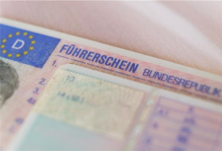 Niedersachsen und Bremen wollen Fahrprüfungen beschleunigen Die Prüfung für den Führerschein soll wieder schneller gehen.