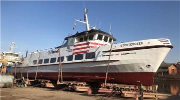 Die Reederei Cassen Eils aus Cuxhaven macht die "Störtebeker" fit.