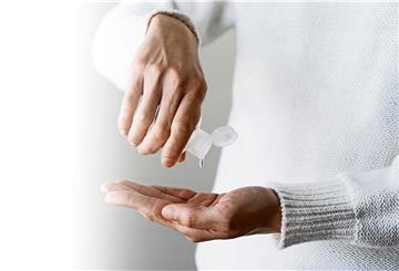 Richtige Hygiene: Desinfektion von Händen gegen Infektion
