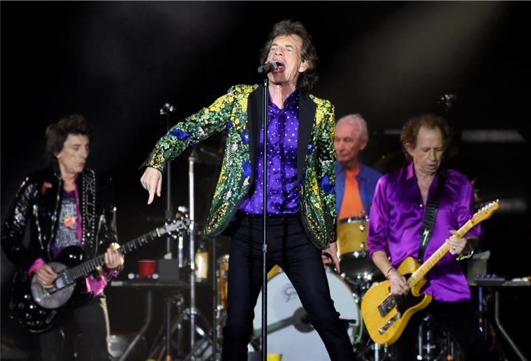 Die Rolling Stones gehören zu den Teilnehmern des "One World: Together at Home" Benefizkonzertes. Bei der Aktion spielen Musiker aus der ganzen Welt von zu Hause aus und sind dann live im Internet auf YouTube und Twitter zu sehen. 