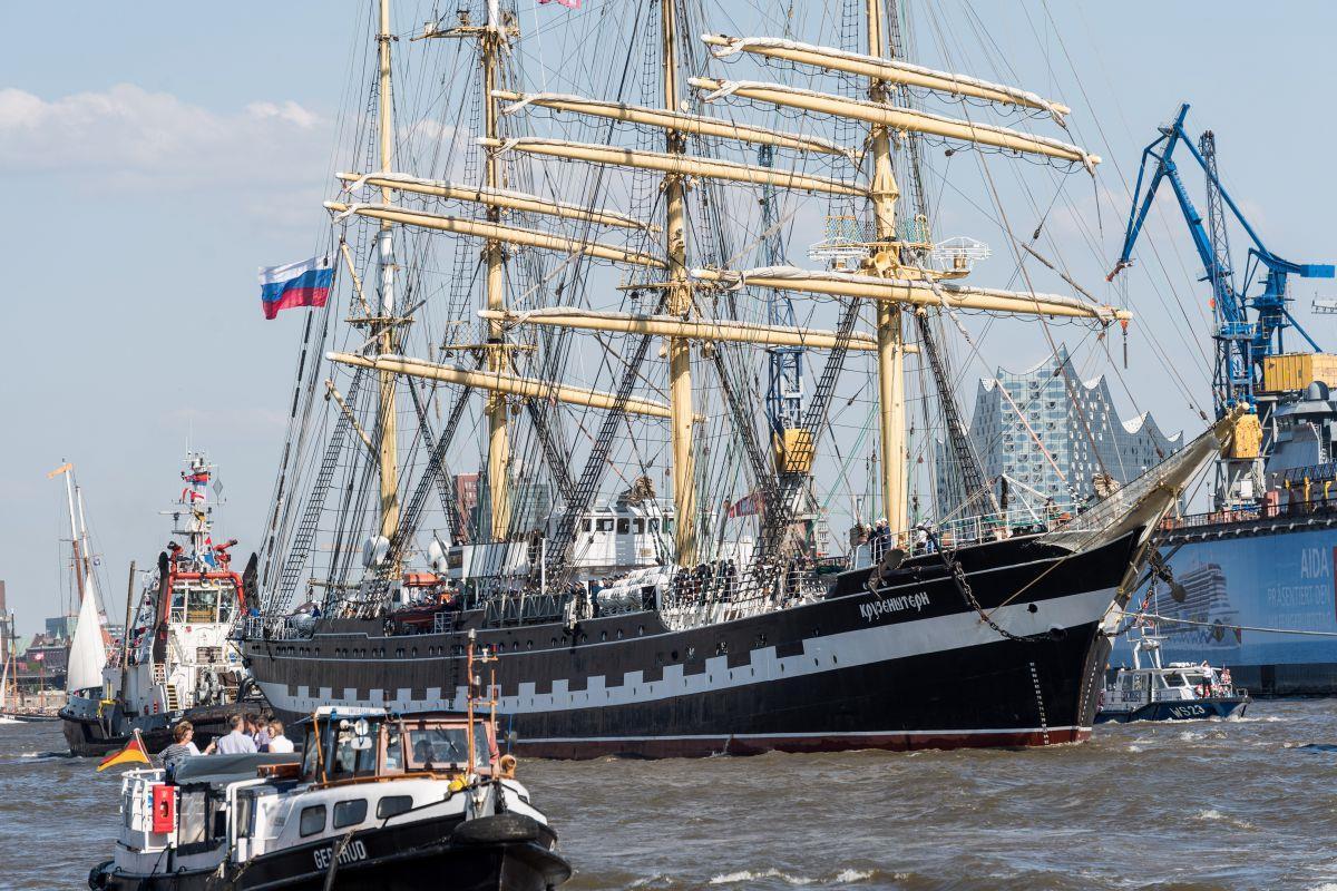 Hamburg feiert Hafengeburtstag mit 300 Schiffen Die russische Viermastbark „Kruzenshtern“ zählt auch in diesem Jahr wieder zu den schwimmenden Gästen beim Hamburger Hafengeburtstag.
