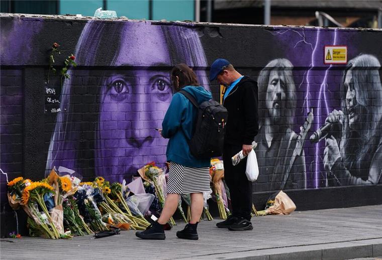 Trauer um Ozzy Osbourne - „Platz im Pantheon der Rockgötter“ Die „Sabbath Wall“ in Birmingham war erst kurz vor dem letzten Konzert enthüllt worden.