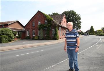 Die Sanierung der Ortsdurchfahrt Kirchwistedt (Bundesstraße 71) wird Bürger, Autofahrer Unternehmen beschäftigen: Ortsvorsteher Wilfried Windhorst (CDU) will deswegen eine Bürgerversammlung abhalten.