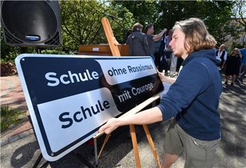 Die Schule am Leher Markt hat den offiziellen Titel "Schule ohne Rassismus - Schule mit Courage" bekommen.