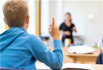 Die Schulen in Niedersachsen starten nach den Sommerferien wieder in voller Klassenstärke.