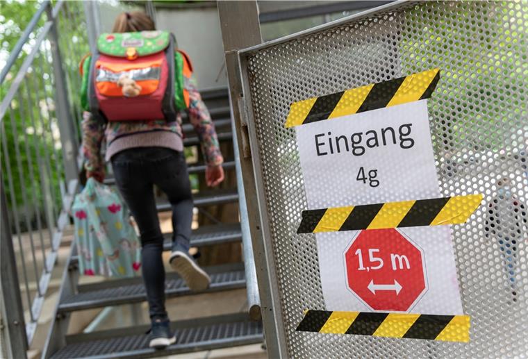 Corona-Fälle an fünf Schulen und Kitas in der Stadt Bremen Die Schulen und Kitas in ganz Deutschland nehmen momentan ihren Betrieb mehr und mehr wieder auf. In Bremerhaven und Bremen gab es bereits Corona-Fälle. (Symbolbild)