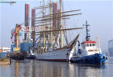 Die „Schulschiff Deutschland“ verlässt am Montagmorgen ihren Liegeplatz.