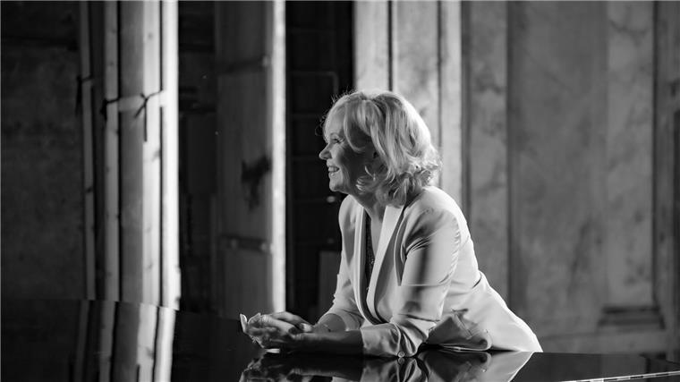 Agnetha Fältskog mit zeitgemäßem Solo-Album Die schwedische Sängerin Agnetha Fältskog legt ein neues Album vor.