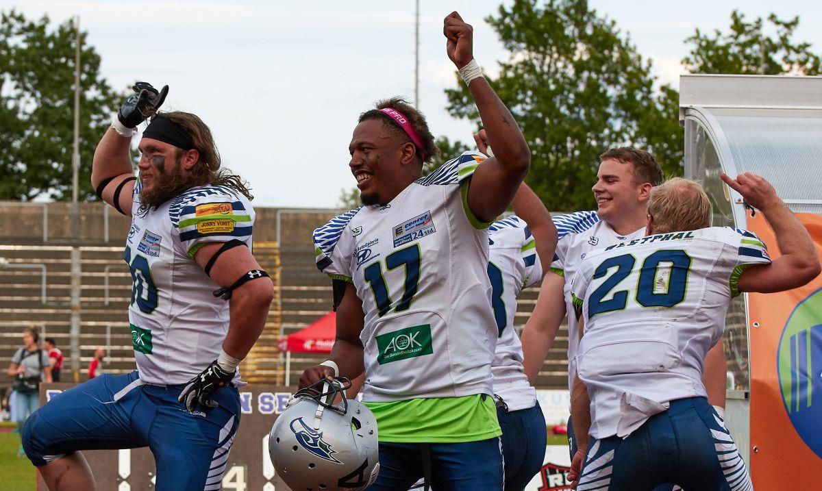 Jetzt wollen die Bremerhaven Seahawks den sechsten Sieg in Serie Die Seahawks haben in der Saison schon oft gejubelt: Von den bisherigen sechs Spielen haben sie fünf gewonnen. Am heutigen Sonntag erwarten sie Ritterhude Badgers.