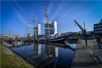 Die "Seute Deern" ist  im Alten Hafen von Bremerhaven gesunken. 