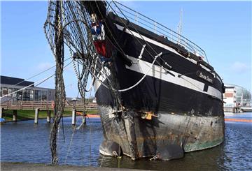 Die „Seute Deern“ wartet im Alten Hafen auf ihre letzte Fahrt.