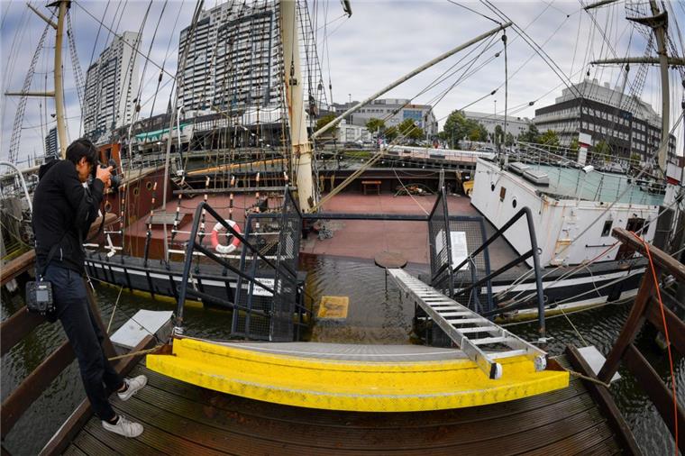Die Entscheidung ist gefallen: Die "Seute Deern" wird nun doch nicht aus dem Museumshafen geschleppt. Das Schiff ist zu marode für den Transport.