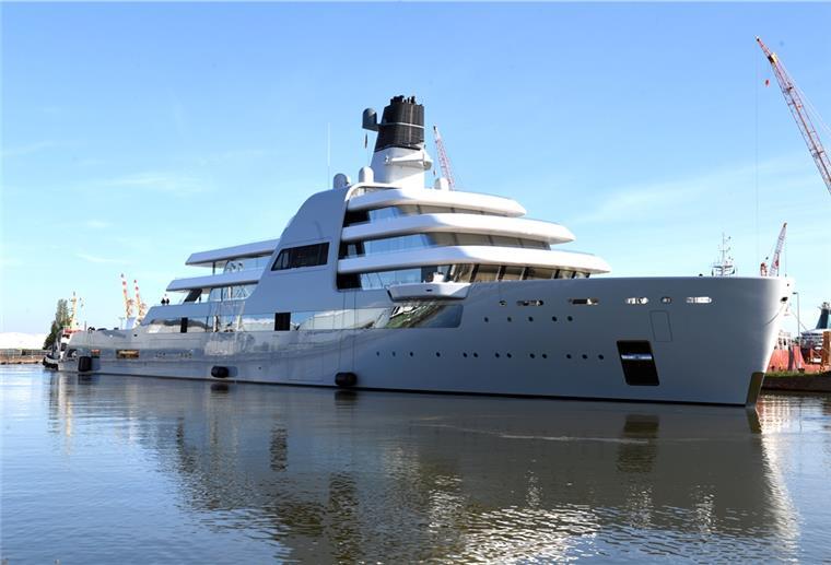 „Solaris“ fährt nach Gibraltar Die „Solaris“ hat Bremerhaven verlassen.