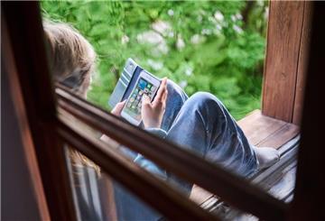 Die sozialen Medien sind aus dem Alltag nicht mehr wegzudenken. Für Kinder und Jugendliche kann das aber schwere Folgen haben. 