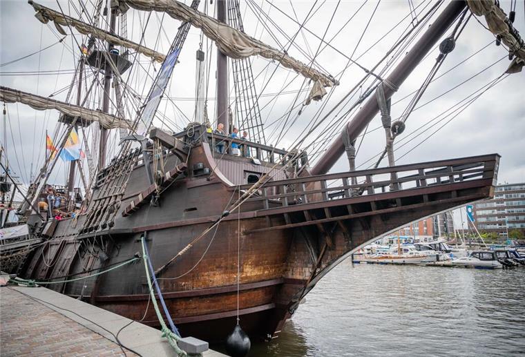 Die spanische „El Galéon“ ist als schwimmendes Museum auf den Weltmeeren unterwegs, um an die Zeit der spanischen Entdeckungs- und Handelsreisen zu erinnern.