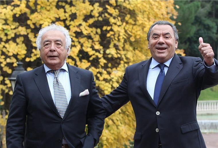 Hit und weg? Nicht alle One-Hit-Wonder sind Eintagsfliegen Die spanischen Sänger Antonio Romero (l) und Rafael Ruiz (r) von der Flamenco- und Rumbagruppe Los del Rio wurden mit dem Song „Macarena“ weltbekannt. Ihre anderen Lieder kennt aber kaum jemand.
