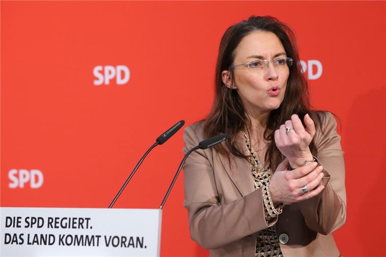 Die SPD-Politikerin Yasmin Fahimi kommt am Sonntag zur Mai-Kundgebung nach Bremerhaven.