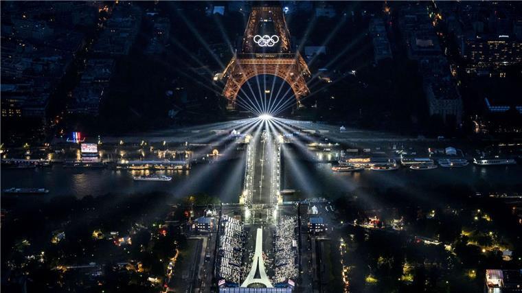 Olympia-Eröffnungsfeier in Paris kostet 100 Millionen Euro Die spektakuläre Eröffnungsfeier der Olympischen Spiele in Paris hat rund 100 Millionen Euro gekostet.