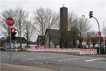 Die Sperrung rund um die Christuskirche bleibt bis einschließlich Sonntag, 15. Dezember, bestehen. Das hat gestern morgen der Krisenstab beschlossen. 
