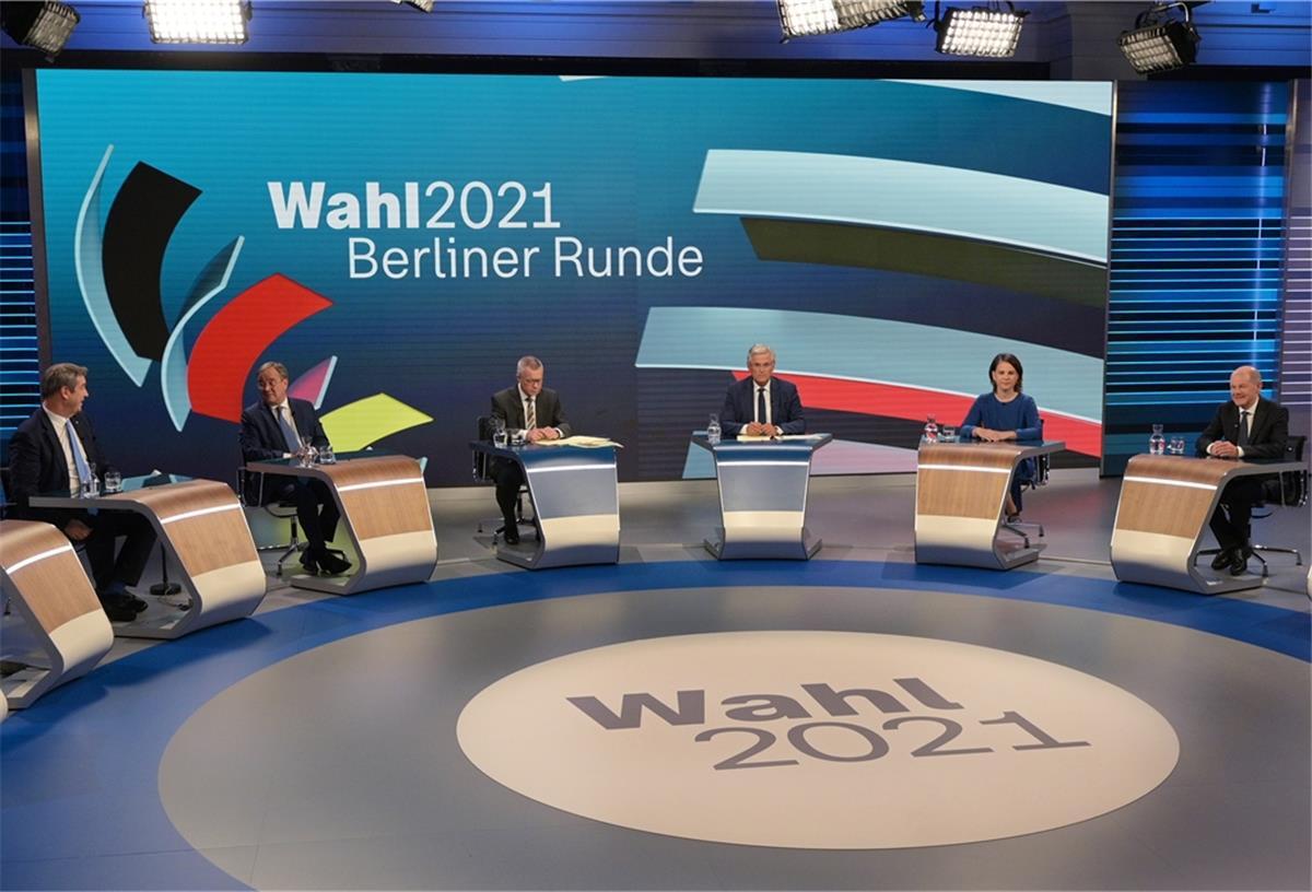 Die Spitzenkandidaten der Parteien diskutierten am Abend in der „Berliner Runde“.