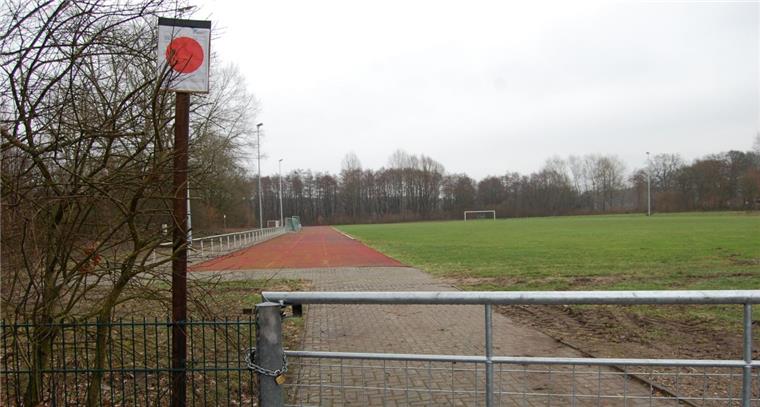 Das wünschen sich die Aktiven aus Hagen für ihren Kreissportplatz Die Sportler können es kaum erwarten: Nach der Sanierung soll der Kreissportplatz in Hagen den Standard „Kampfbahn Typ C“ erfüllen. Foto: Heß