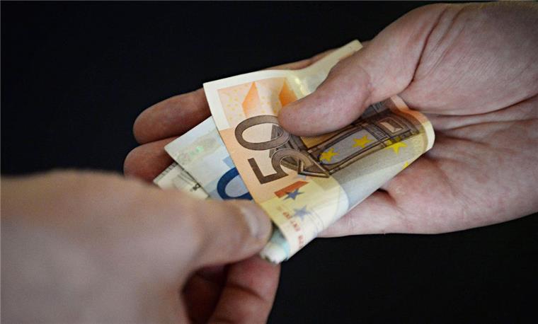 Freispruch: Die Staatsanwaltschaft hat das Verfahren gegen Oberbürgermeister Melf Grantz eingestellt. Sie hat keine Anhaltspunkte dafür gefunden, dass der OB den Korruptionsfall in der Stadtverwaltung unter den Teppich kehren wollte.