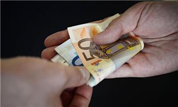 Freispruch: Die Staatsanwaltschaft hat das Verfahren gegen Oberbürgermeister Melf Grantz eingestellt. Sie hat keine Anhaltspunkte dafür gefunden, dass der OB den Korruptionsfall in der Stadtverwaltung unter den Teppich kehren wollte.