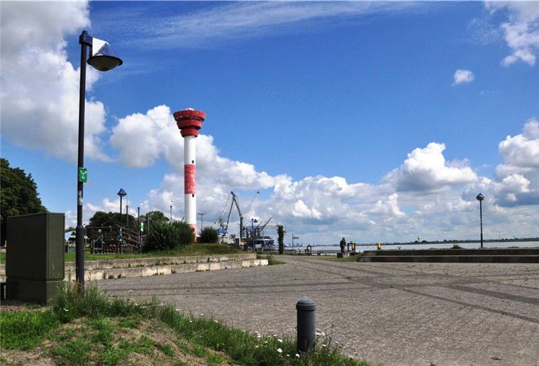 Die Stadt hat an der Veranstaltungsfläche am Strand eine Stromversorgung installieren lassen.