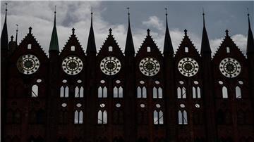 Die Stadt Stralsund will NS-Raubkunst zurückgeben. (Symbolbild)