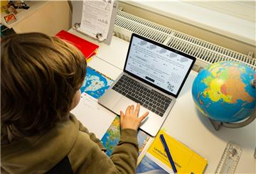 Die Stadtbibliothek hat ihren Online-Service für Schüler erweitert.
