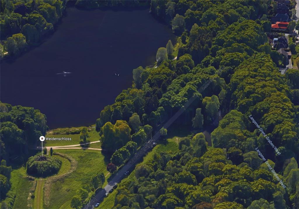 Die Straße Siebenbergensweg in Speckenbüttel liegt in einem Wohngebiet am Park. Sie gehört nicht zu den breitesten Straßen in Bremerhaven.