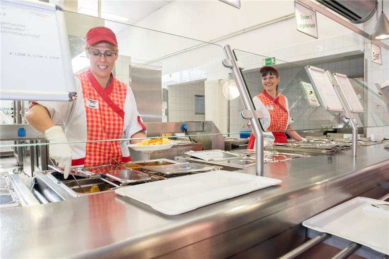 Zahl des Tages: 481 Die Studenten in sind hungrig. Jeden Tag werden in der Mensa rund 500 Mahlzeiten verputzt.
