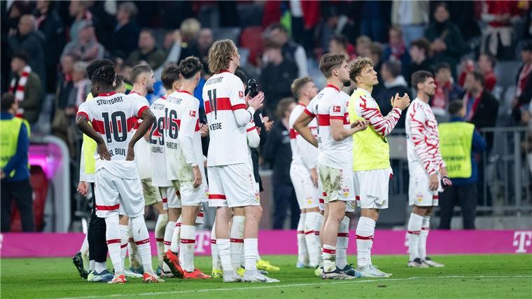 Stuttgarts Hoeneß bedient: „Nicht zu Tagesordnung übergehen“ Die Stuttgarter wollen das 0:4 nicht ohne Aufarbeitung abhaken.