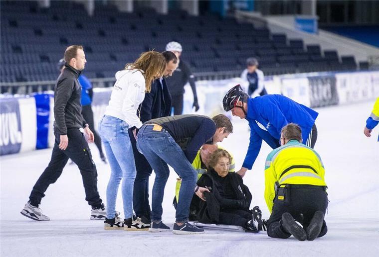 Niederlande: Prinzessin Margriet stürzt auf Eisbahn Die Tante von König Willem-Alexander hatte an einer Wohltätigkeitsveranstaltung teilgenommen.