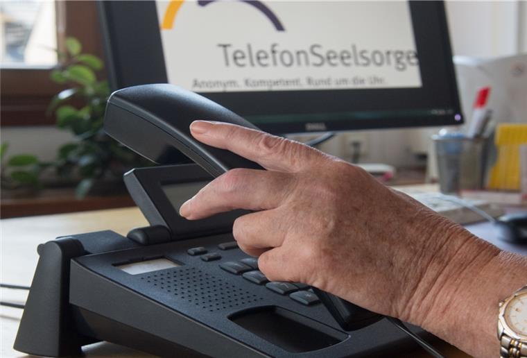 Die Telefonseelsorge Elbe-Weser registriert in diesen Tagen viele Anrufe zum Corona-Virus.