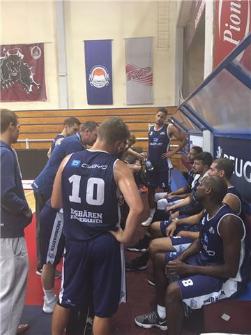 Die Testspielreise nach Belgrad war für die Eisbären ein voller Erfolg. Das Team von Trainer Sebastian Machowski gewann alle drei Duelle in der serbischen Hauptstadt.