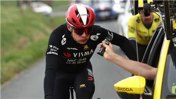 Die Tour-Vorbereitung von Jonas Vingegaard verläuft noch holprig.