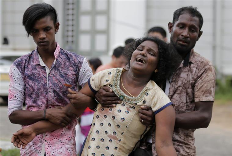 Terrorakt in Sri Lanka: Zahl der Toten auf mehr als 200 gestiegen Die Trauer in Sri Lanka ist groß: Bei der verheerenden Anschlagsserie auf Kirchen und Hotels sind zahlreiche Menschen verletzt und getötet worden.