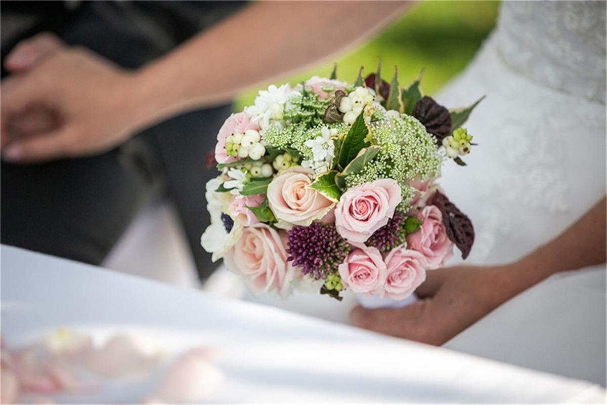 Nord24-Brautpaar 2020 gesucht – 5.000€-Gutschein zu gewinnen! Die Trauung ist einer der emotionalsten Momente einer Hochzeit.