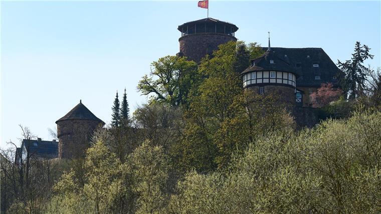 Deutsche Märchenstraße feiert ihren 50. Geburtstag Die Trendelburg in Nordhessen hat etwas Märchenhaftes an sich. Auch sie liegt an der Deutschen Märchenstraße.