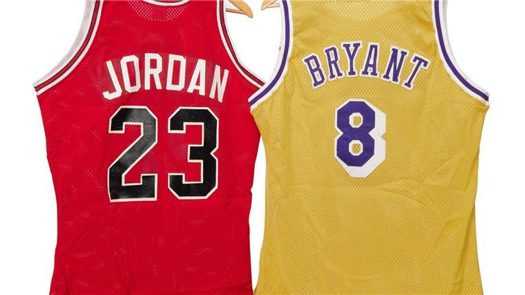 Kobe-Bryant-Trikot für sieben Millionen Dollar versteigert Die Trikots von Michael Jordan und Kobe Bryant brachten Millionen. (Handout)