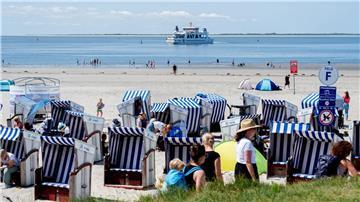 Die Urlaubsregionen in Niedersachsen sehen weiterhin den Trend, dass Gäste Urlaube kurzfristig buchen. (Archivbild)