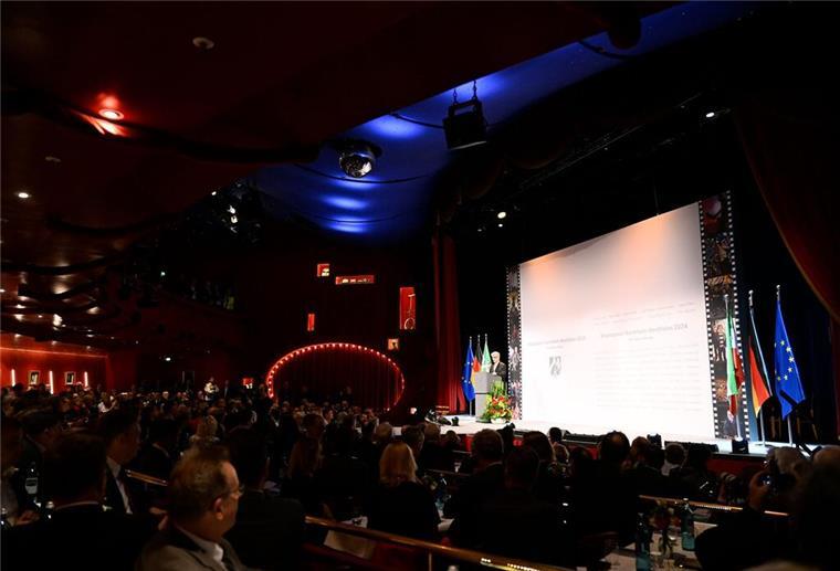 Die Toten Hosen mit NRW-Staatspreis geehrt Die Verleihung des Staatspreises fand in Düsseldorf statt.
