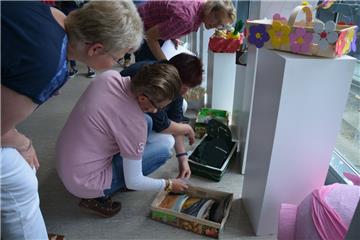 Die verschiedenen &quot;Korbblüten&quot; des Schulzentrums Geschwister Scholl in Bremerhaven. Foto: Scheiter
