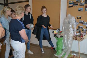 Die verschiedenen &quot;Korbblüten&quot; des Schulzentrums Geschwister Scholl in Bremerhaven. Foto: Scheiter